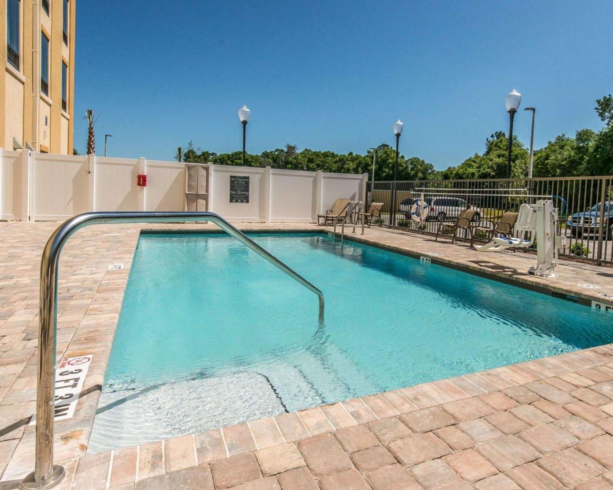 Comfort Suites Dunnellon Near Rainbow Springs Exterior foto