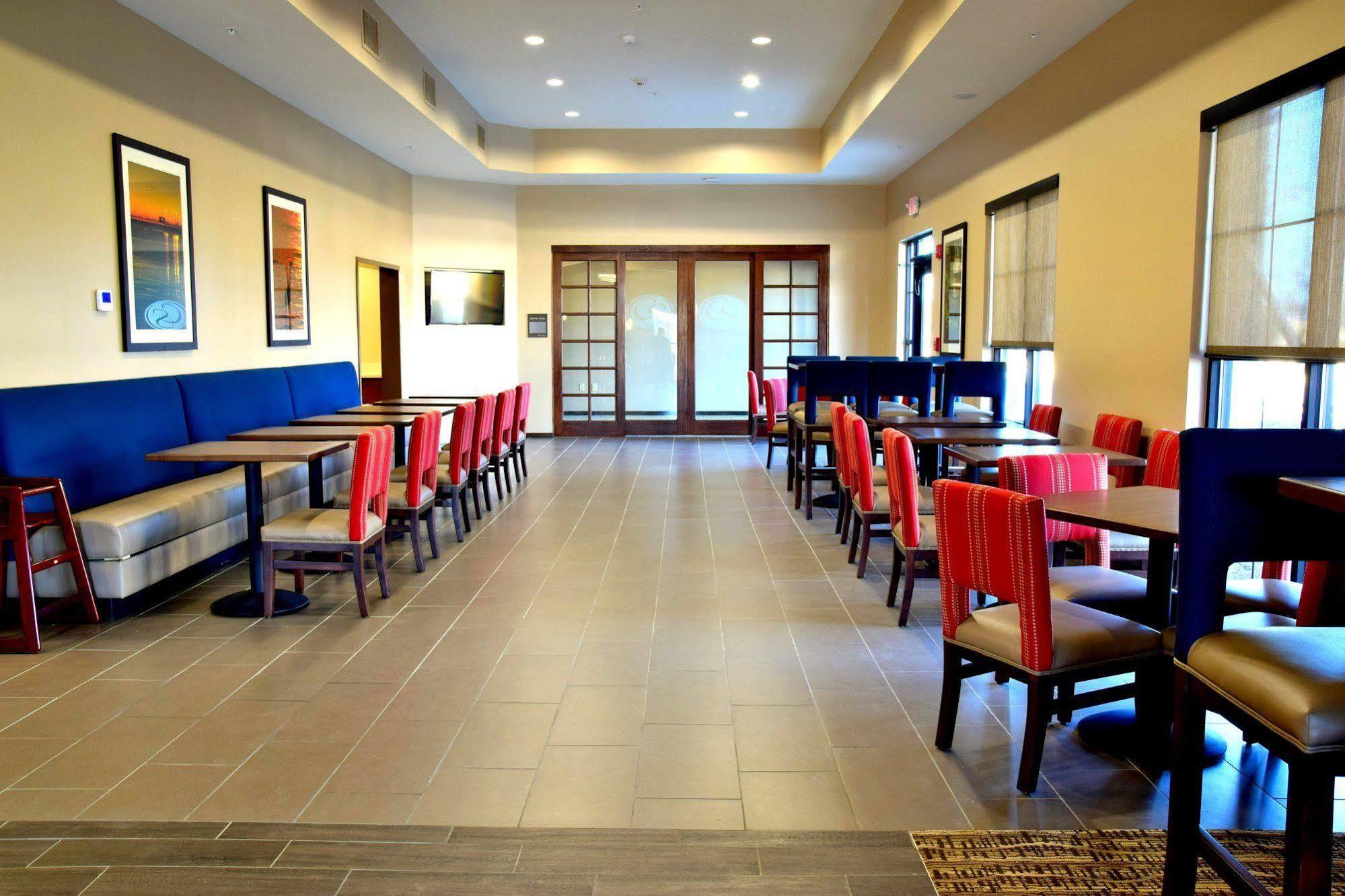 Comfort Suites Dunnellon Near Rainbow Springs Exterior foto